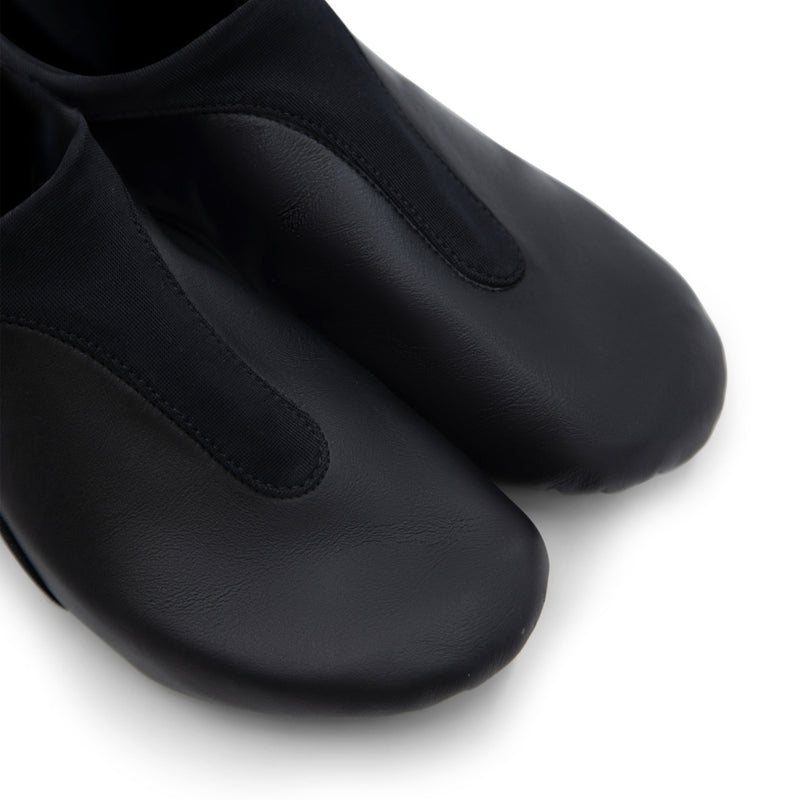 Capezio Vibe Jazz Shoe